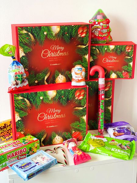 Новорічний Бокс Солодощів NEW YEAR SWEET BOX МІНІ 2216 фото