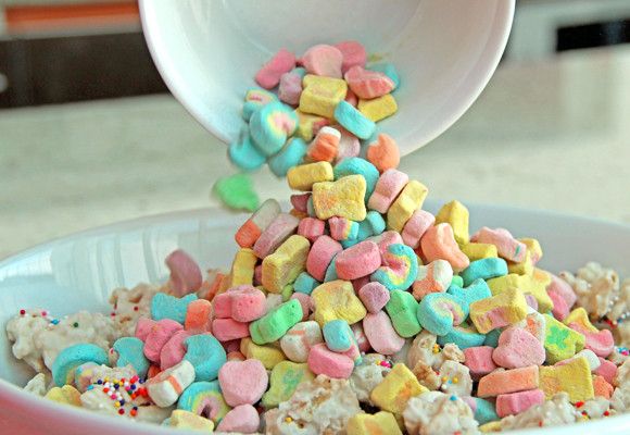 Lucky Charms cups 48g 0691 фото