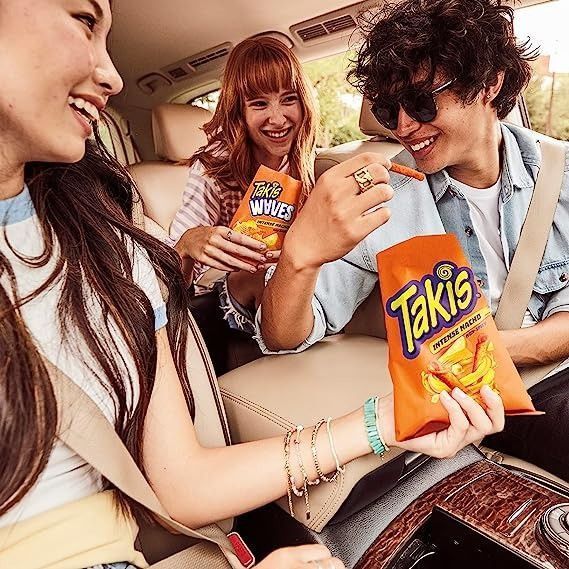 Чипси Takis Intense Nacho Cheese Flavored Rolled Cheesy Tortilla Chips 28.4g 5150 фото