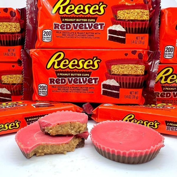 Цукерки Reese's Red Velvet Peanut Butter Cups 40г 8599 фото