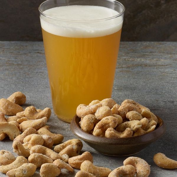 Кеш'ю Planters Whole Cashews Dill Pickle 142г 11000 фото