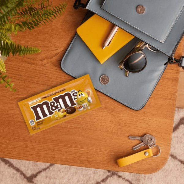 Драже M&M's Honey Roasted Peanut Chocolate Candy 49г 11718 фото