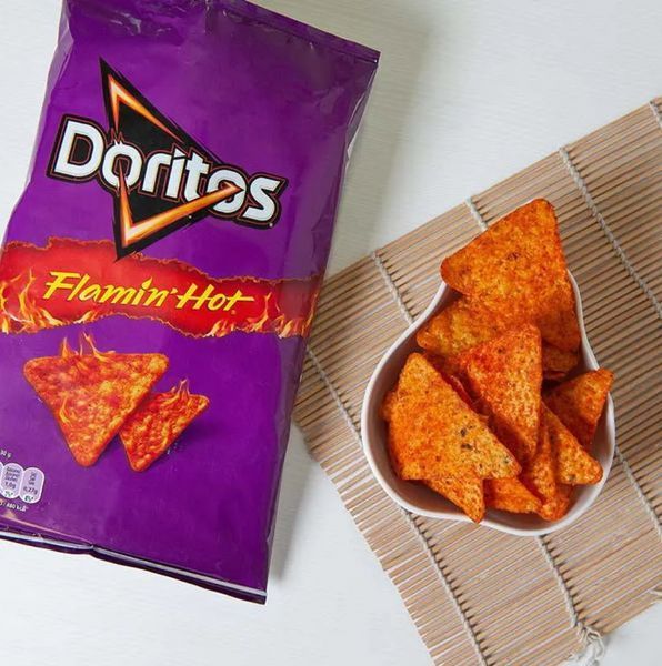Чипсы Doritos Flamin Hot Cips 102г 6622 фото