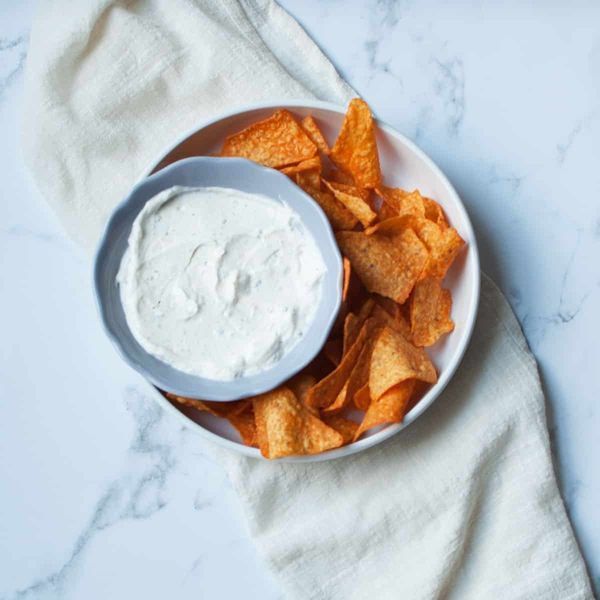Чипси Doritos Dippers Hint of Smoked Sour Cream & Onion 230 g 5000 фото