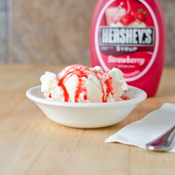 Hersheys Syrup Delicious Strawberry Flavor 623g 0344 фото