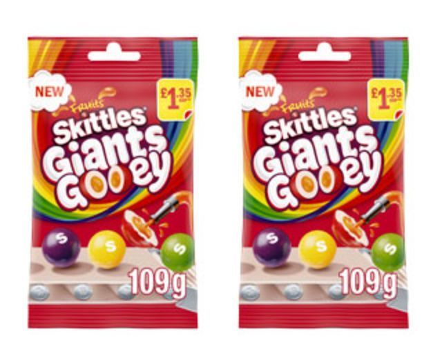 Драже Skittles Giants Gooey Pouch Bag 109г 6853 фото