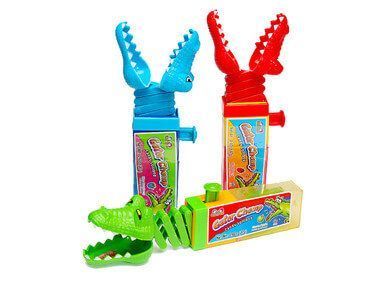 Игрушка-крокодил с леденцом Gator Chomp 12*17g 1251 фото