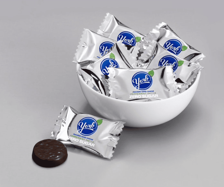 Шоколадні цукерки York Chocolate Peppermint Patties Zero Sugar 144г 10314 фото