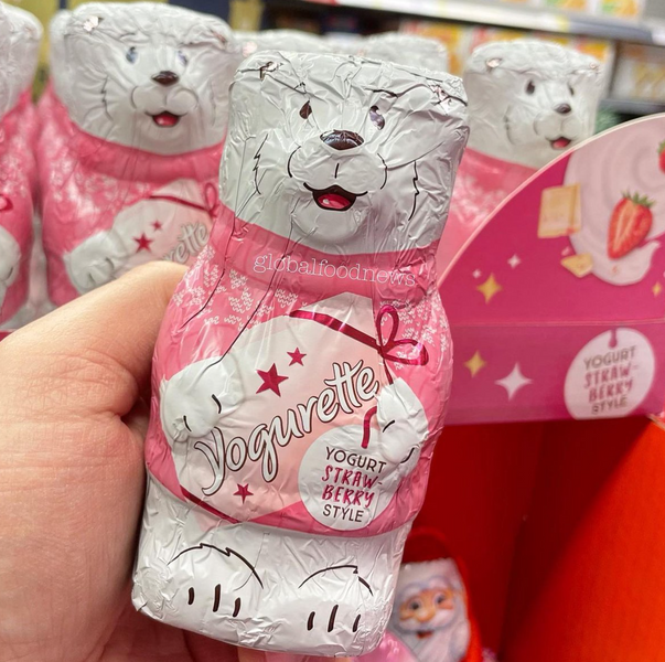 Шоколадный медвежонок Ferrero Yogurette Polar Bear Strawberry 75г 7596 фото