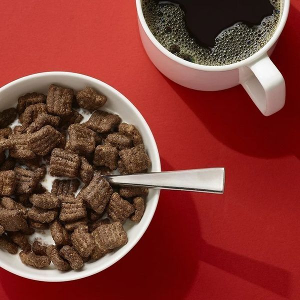 Хлопья злаковые для завтрака KitKat Cereal 552g 5524 фото