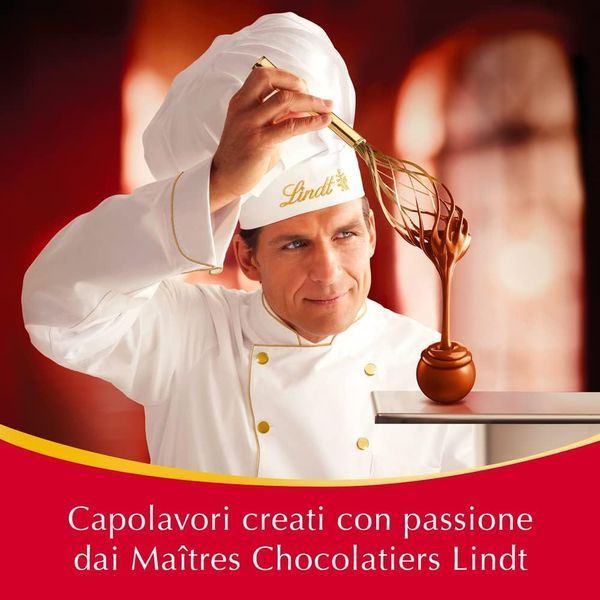 Подарочный набор шоколадных конфет Lindt Lindor Maxi Boule Praline di Cioccolato al Latte 44шт 550 г 7698 фото
