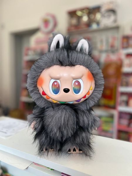 Велика іграшка Лабубу Дракончик Pop Mart The Monsters Labubu Grey Zimomo 38см 9083 фото