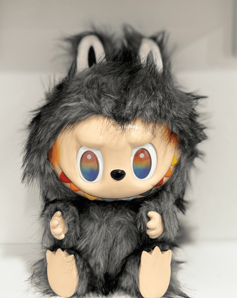 Велика іграшка Лабубу Дракончик Pop Mart The Monsters Labubu Grey Zimomo 38см 9083 фото