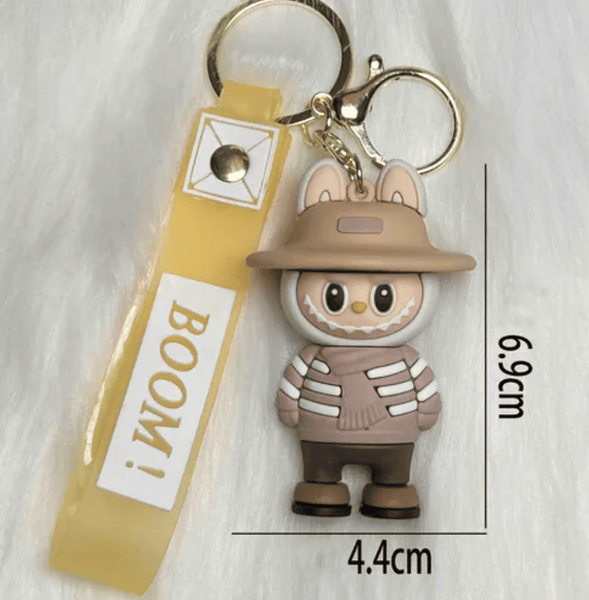 Коричневий брелок Лабубу в одязі Labubu The Monsters Boom 6.9 см, 1шт 8957 фото