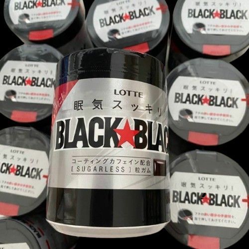 Японська жувальна гумка Lotte Black Sugarless Gum One-Push Bottle 140 г 7421 фото