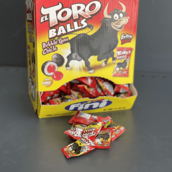 Блок жуйок Fini El Toro Balls Gum зі смаком полуниці 200 шт. 4610 фото