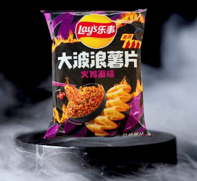 Чіпси Lay's Maxx Ridged Spicy Chicken Noodle Buldak-Nudeln 70г 9585 фото