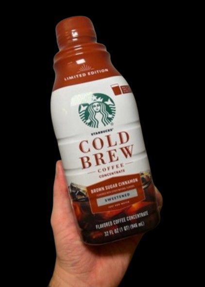 Холодна кава​​​​​​​ Starbucks Sweetened Brown Sugar Cinnamon, 946 мл 6577 фото