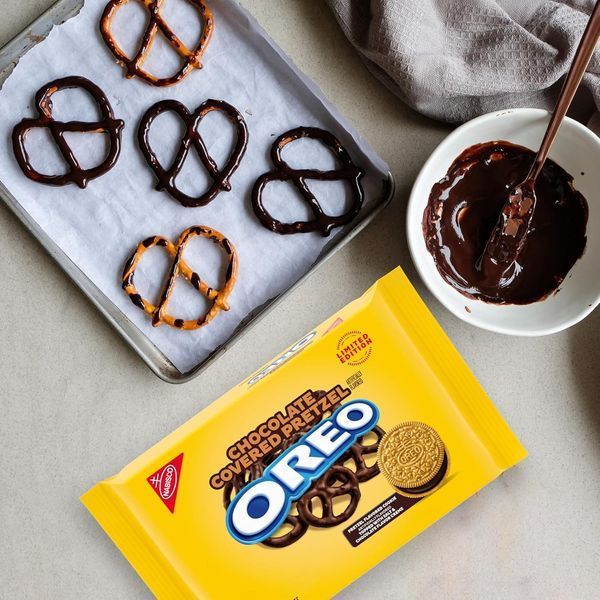 Печиво Oreo Chocolate Covered Pretzel Cookie 303г 8990 фото