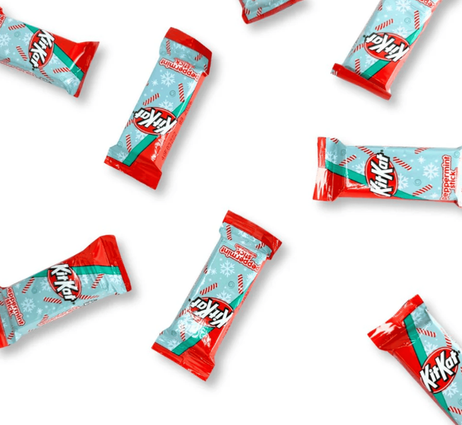 Шоколадный батончик Kit Kat Peppermint Stick Flavored Wafer Christmas Candy 15г 11171 фото