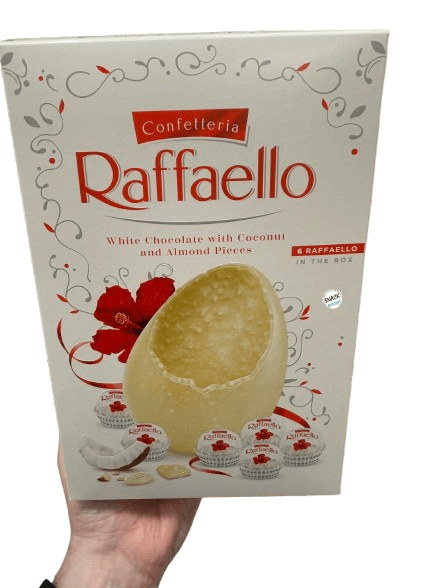 Пасхальний набір шоколадне яйце з цукерками Raffaello White Chocolate Easter Egg 235г 8248 фото