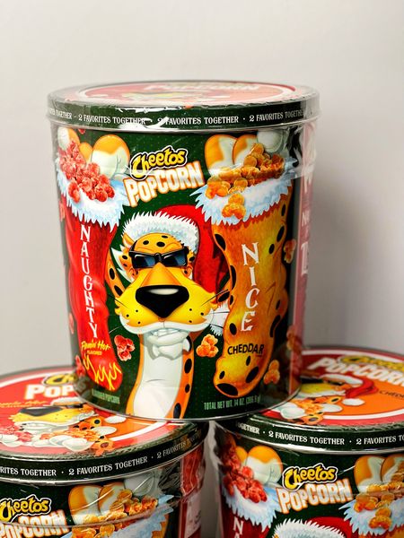 Святковий подарунковий набір Cheetos Popcorn Flamin' Hot & Cheddar 396.9 g 2351 фото