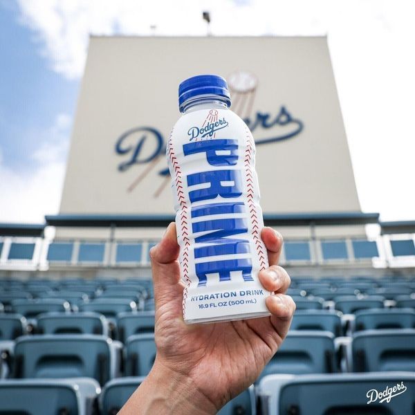 Безалкогольний напій PRIME Hydration Drink LA Dodgers Limited Edition, 500 мл 6461 фото