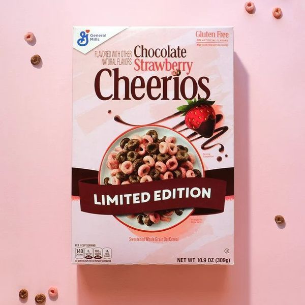 Сухой завтрак Chocolate Strawberry Cheerios Valentine&rsquo;s Day Breakfast Cereal Family Size 525g 4923 фото