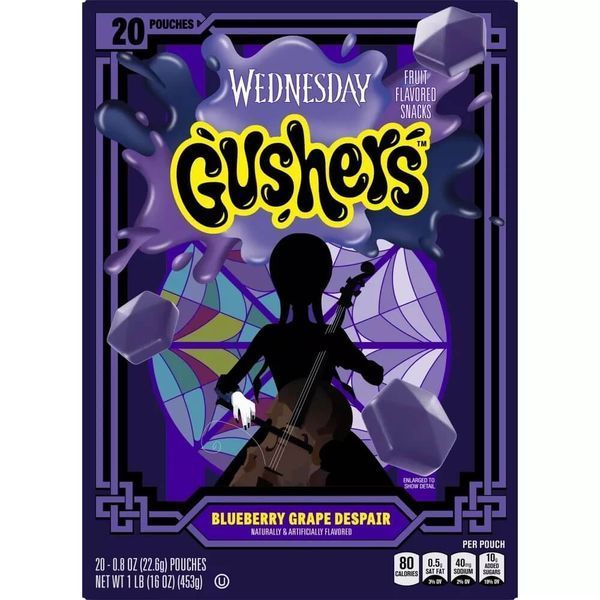 Фруктові жувальні цукерки Gushers Halloween Wednesday со вкусом черники и винограда 20шт 453г 7327 фото