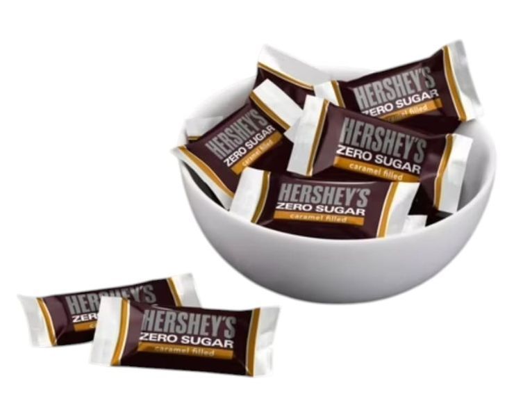 Шоколадні цукерки Hershey's Zero Sugar Caramel Filled Chocolate Candy 85г 11077 фото