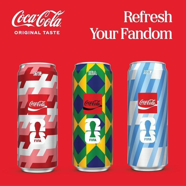 Газований напій Coca-Cola FIFA World Cup ENG Zero Sugar 330мл 11499 фото