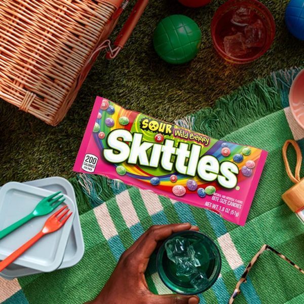 Драже Skittles Sour Wild Berry Candy 51г 10528 фото