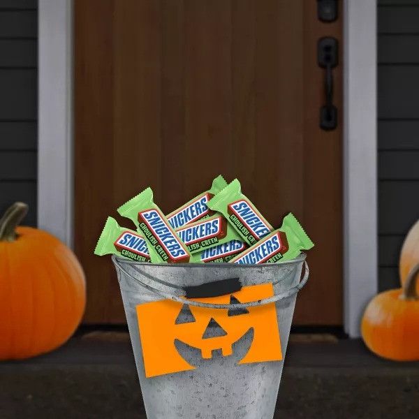 Батончик Snickers Halloween Ghoulish Green Chocolate Bag Fun Size 274.7g 5810 фото