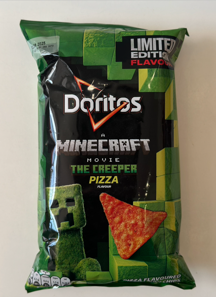 Чіпси Doritos Minecraft Movie Flavours The Creeper Pizza Limited Edition 180г 8383 фото