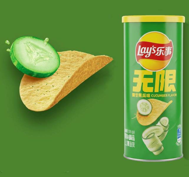Чипсы Lay's Cucumber Flavor Potato Chips 62г 10430 фото