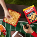 Снеки Cheez-It Black Pepper Cheddar Baked Snack Crackers 351г 11552 фото 4