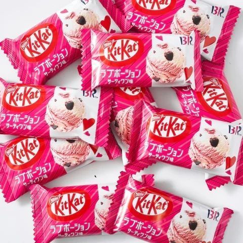 Упаковка шоколадных мини батончиков Nestle Kit Kat Baskin Robbins Love Potion 10 шт 127г 7234 фото