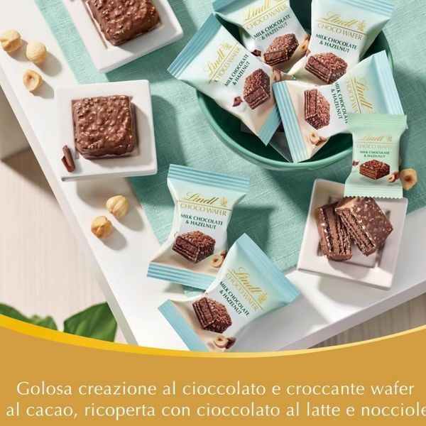 Шоколадні вафлі Lindt Choco Wafer Milk Chocolate Hazelnut Box 135г 8145 фото