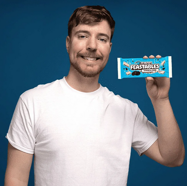 Белый шоколад Feastables Mr Beast Cookies Creme White Chocolate Bar 60г 7865 фото