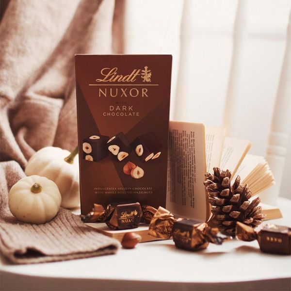 Шоколадные конфеты Lindt Nuxor with Dark Chocolate 150г 8146 фото