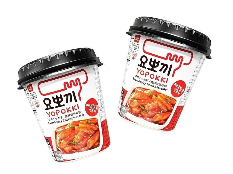 Токпокки Young Poong Yopokki Instant Cup Topokki Sweet Spicy Flavour 140г 7086 фото