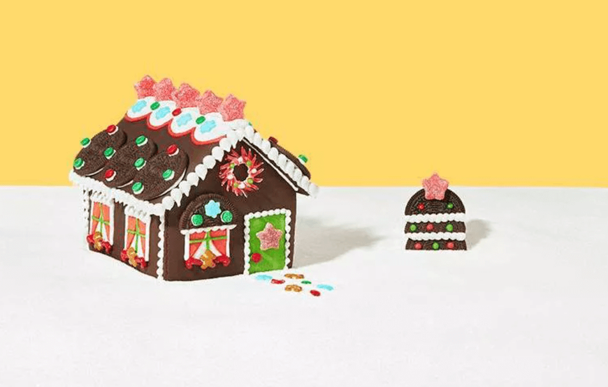 Пряничный домик Create A Treat OREO Pre-Built Cookie House 709 г 7824 фото