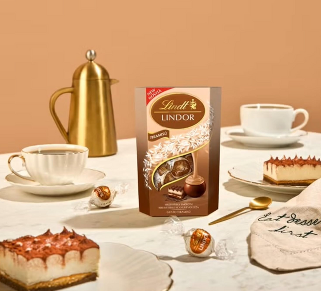 Шоколадные конфеты Lindt Lindor Tiramisu Milk Chocolate Truffles 200г (BBD 28.02.26) 8538 фото