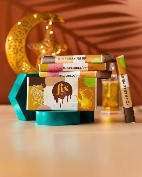 Дубайский шоколад Fix Dessert Chocolatier со вкусом карака печенья и кардамона 200г 8394 фото