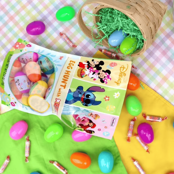 Пластикові яйця з цукерками Frankford Disney Easter Egg Hunt with Candy 20 шт, 90г 10843 фото