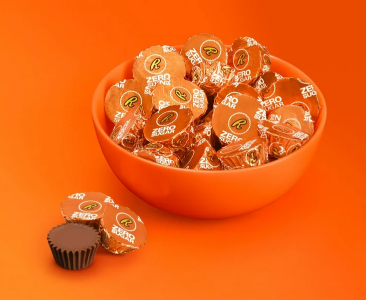 Шоколадні цукерки Reese's Zero Sugar Miniatures Chocolate Peanut Butter Cups 439г 8496 фото