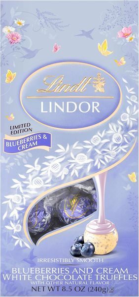 Шоколадні цукерки Lindt Lindor Blueberries Cream White Chocolate Candy 144г 8546 фото