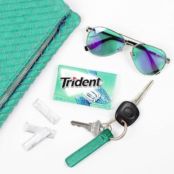 Жевательная резинка Trident Minty Sweet Twist Sugar Free Gum 12 шт 5825 фото