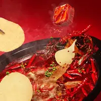 Чіпси Lay's Hot and Spicy Hot Pot Flavor Potato Chips - 70g