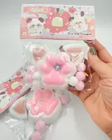 Игрушка-антистресс Таба Лапка Сквиш Лапка Котика бело-розовая с ушками